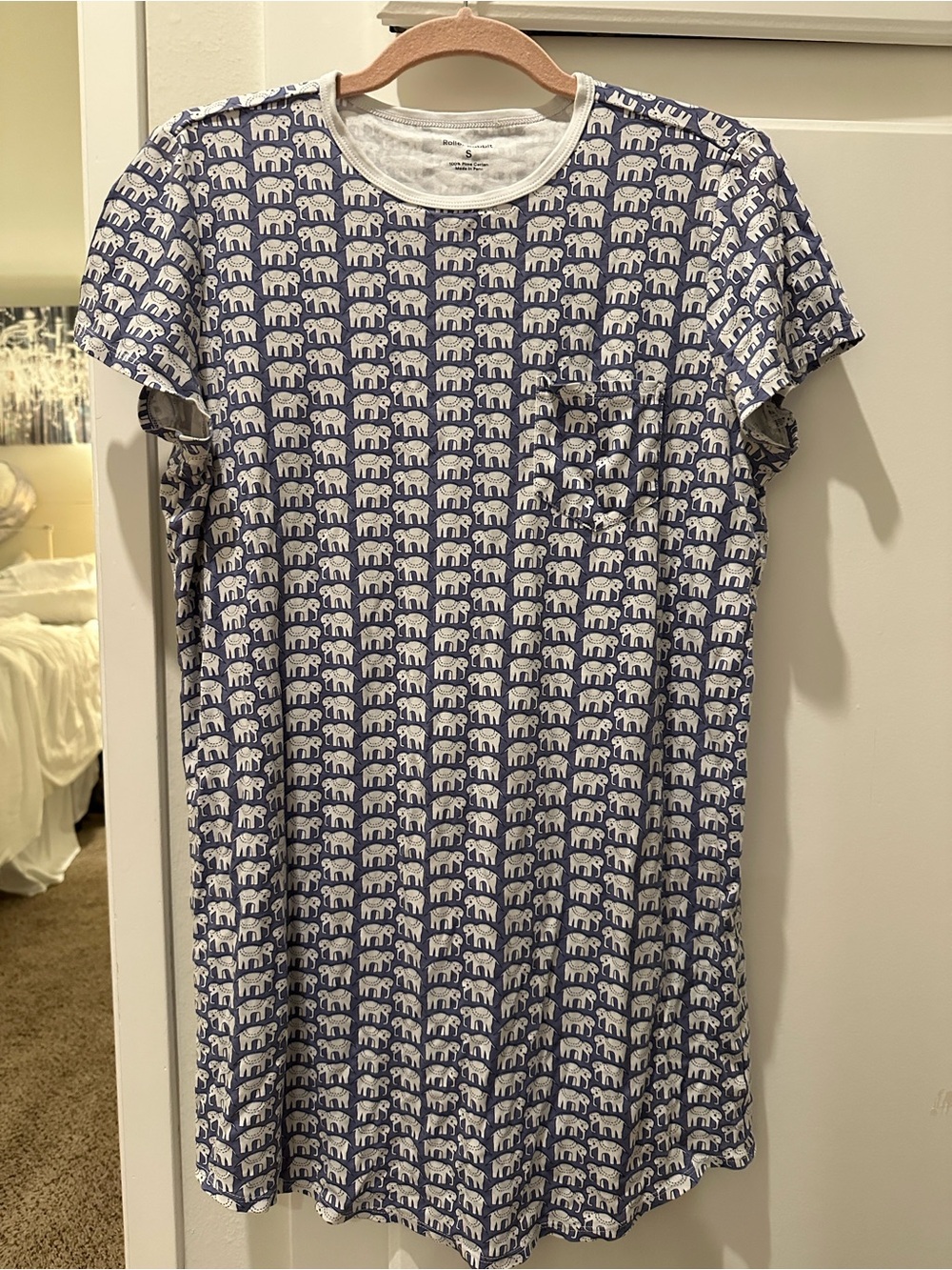 Roller Rabbit Women's Hathi Blue Elephant Print T-Shirt sleep shirt - women’s S